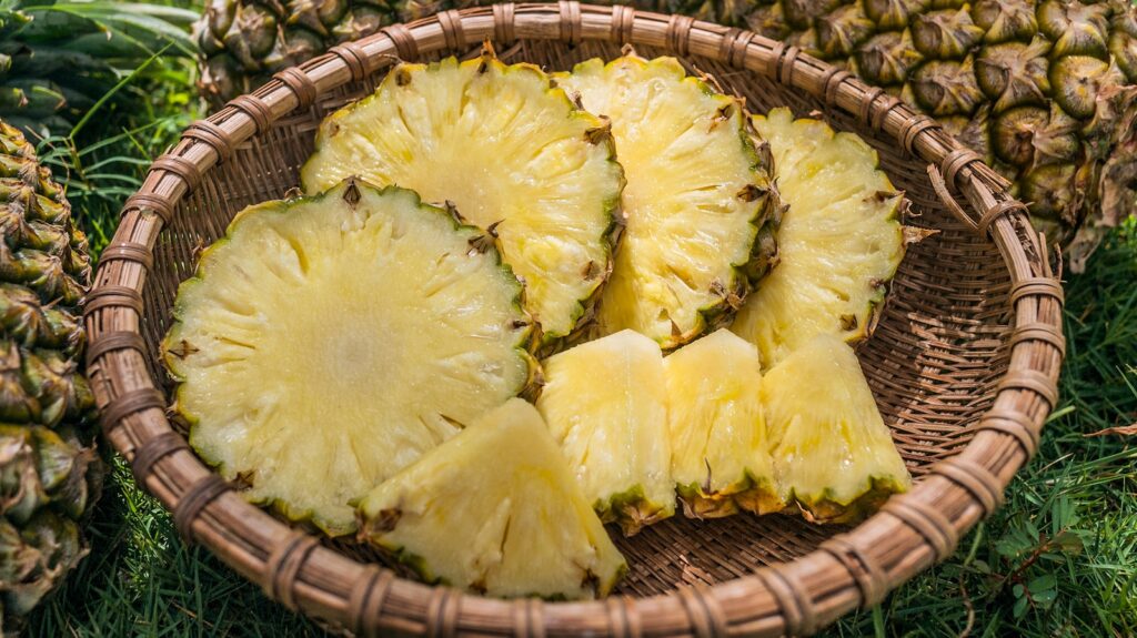 Buah Nanas Potong